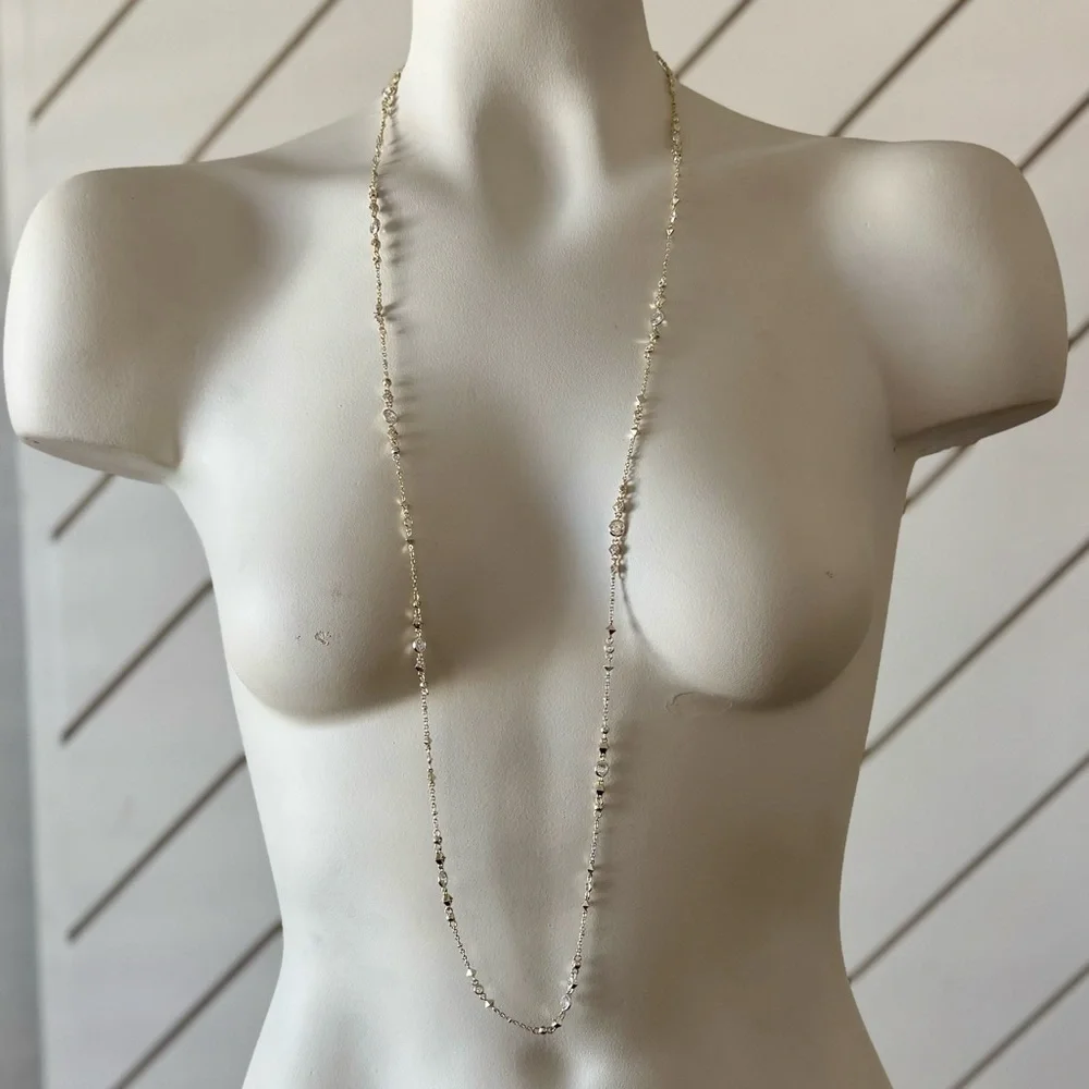 Kendra Scott - Winifred Necklace in crystal and gold finish - Picture 2 of 8